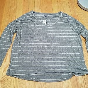 Aerie long sleeved tee